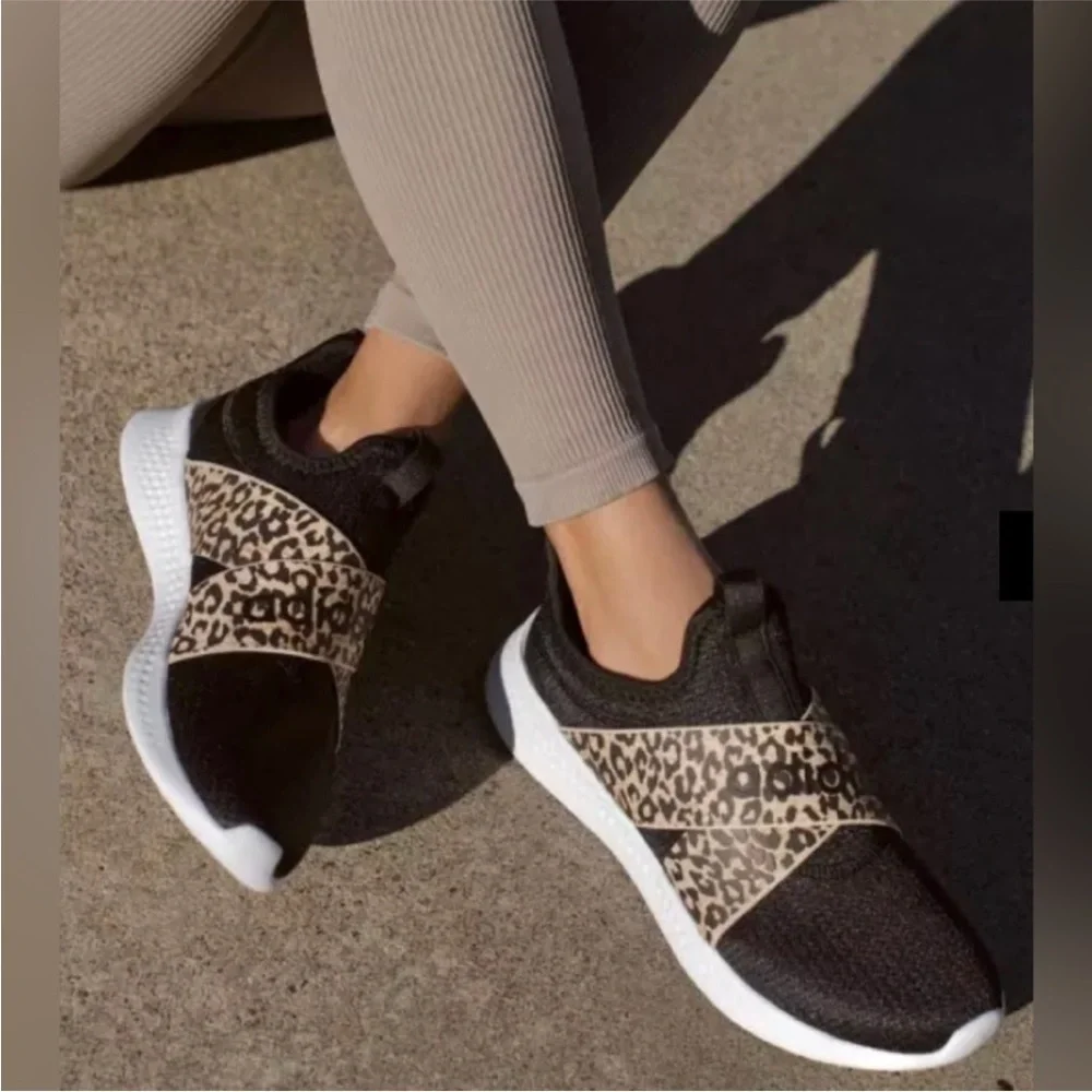 Adidas Puremotion Adapt Leopard and Black - Picture 1 of 9